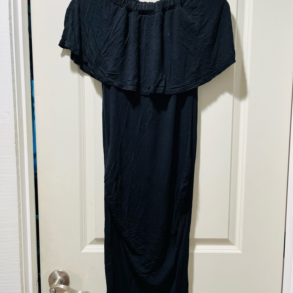 Boohoo Black Ruffled Neckline Maternity Dress